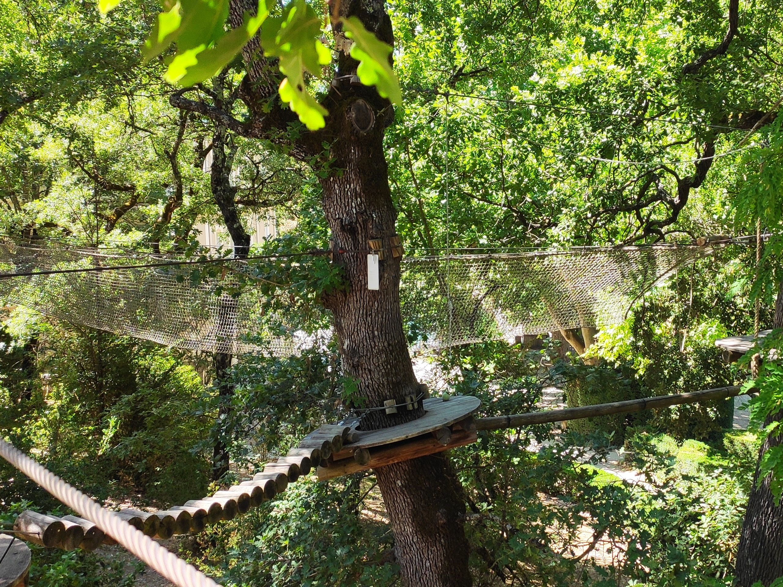 parcours vert canyon passage en hauteur parc greoux les bains